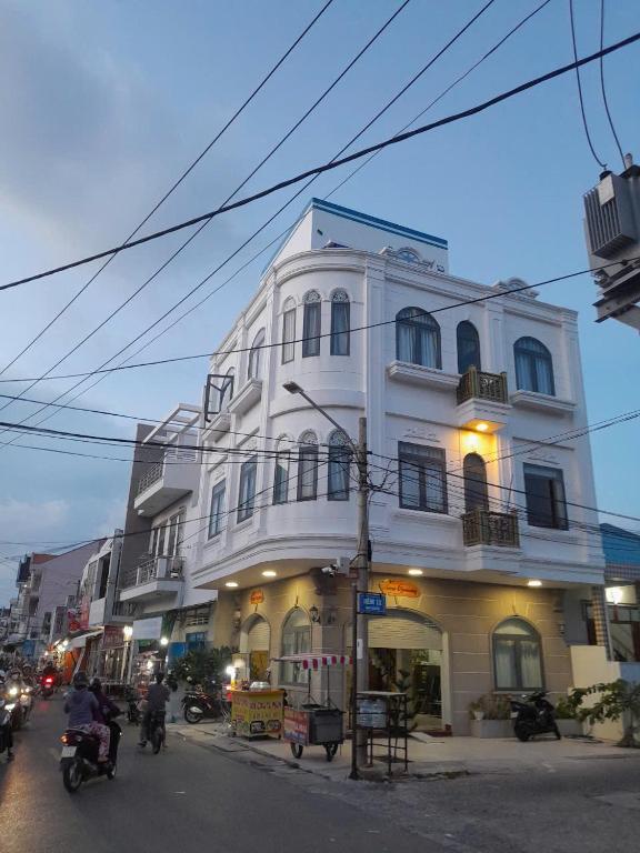 Trump Homestay
